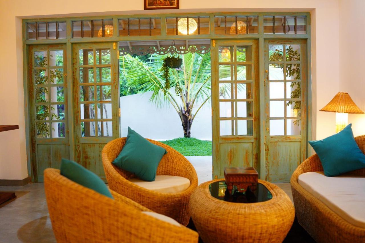 Villa Ronaya Surf Waves Dikwella Esterno foto